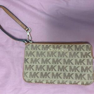 BRAND NEW Micheal Kors Wallet